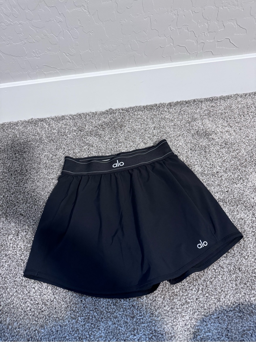 ALO Yoga Match Point Tennis Skirt - Picture 2 of 4